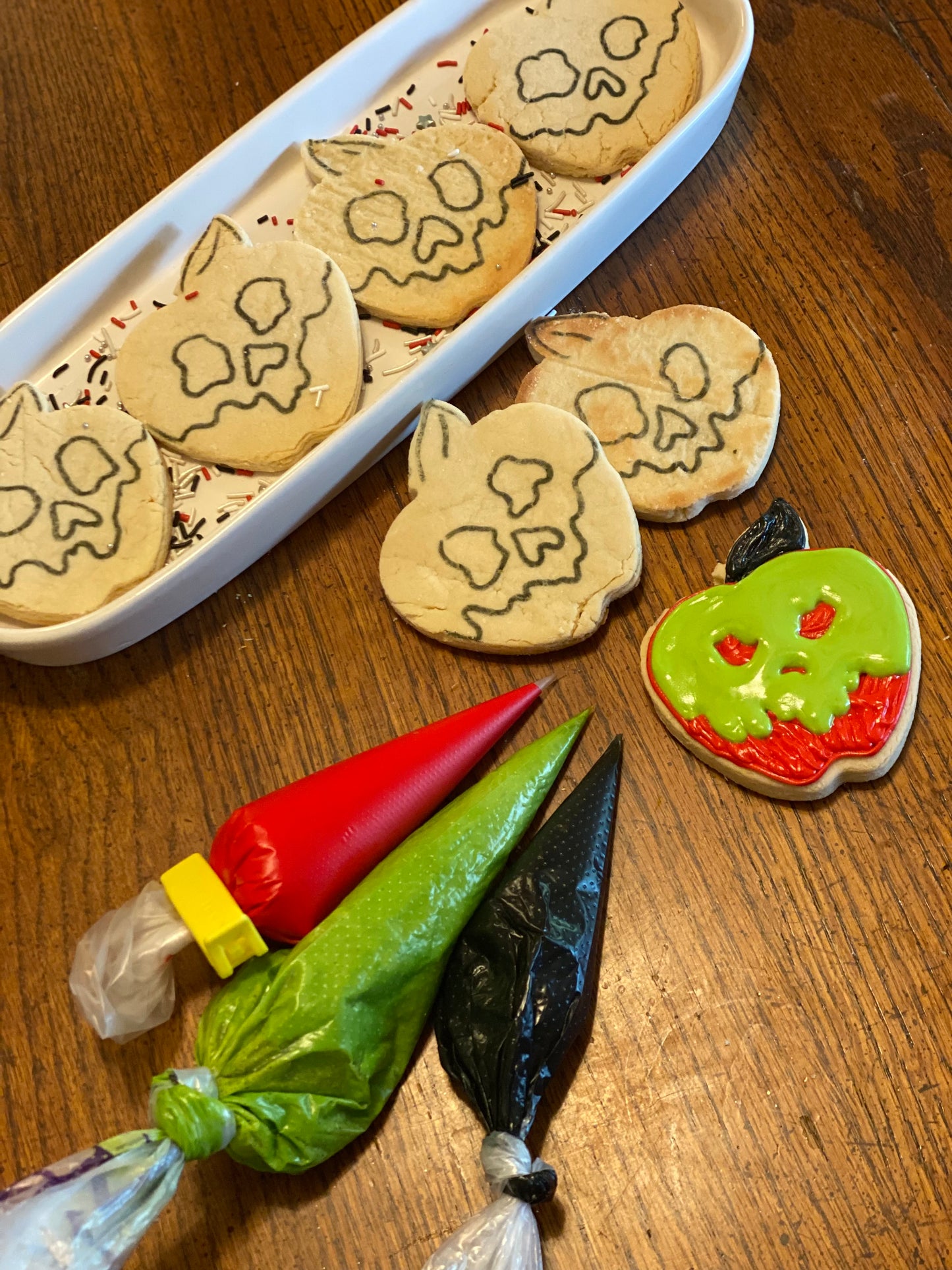 Make Your Own POISON APPLES kit