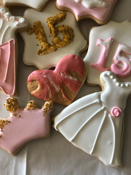 Quinceañera Cookies 1 dozen